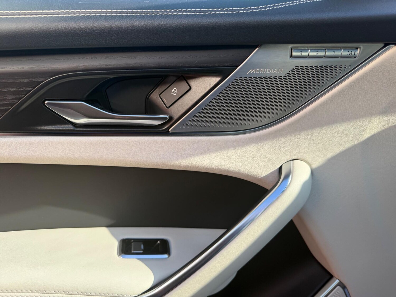 Used Jaguar F-Pace 2021 for sale - 77754031: Photo 35