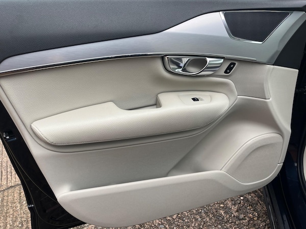 Used Volvo XC90 2017 for sale - 76153189: Photo 31