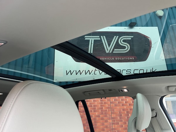 Used Volvo XC90 2017 for sale - 76153189: Photo 5