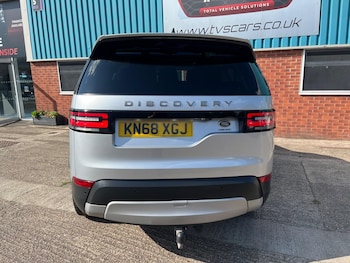 Used Land Rover Discovery 2018 for sale - 75532369: Photo