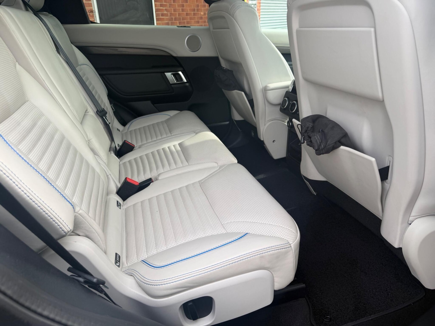 Used Land Rover Discovery 2019 for sale - 78203771: Photo 12