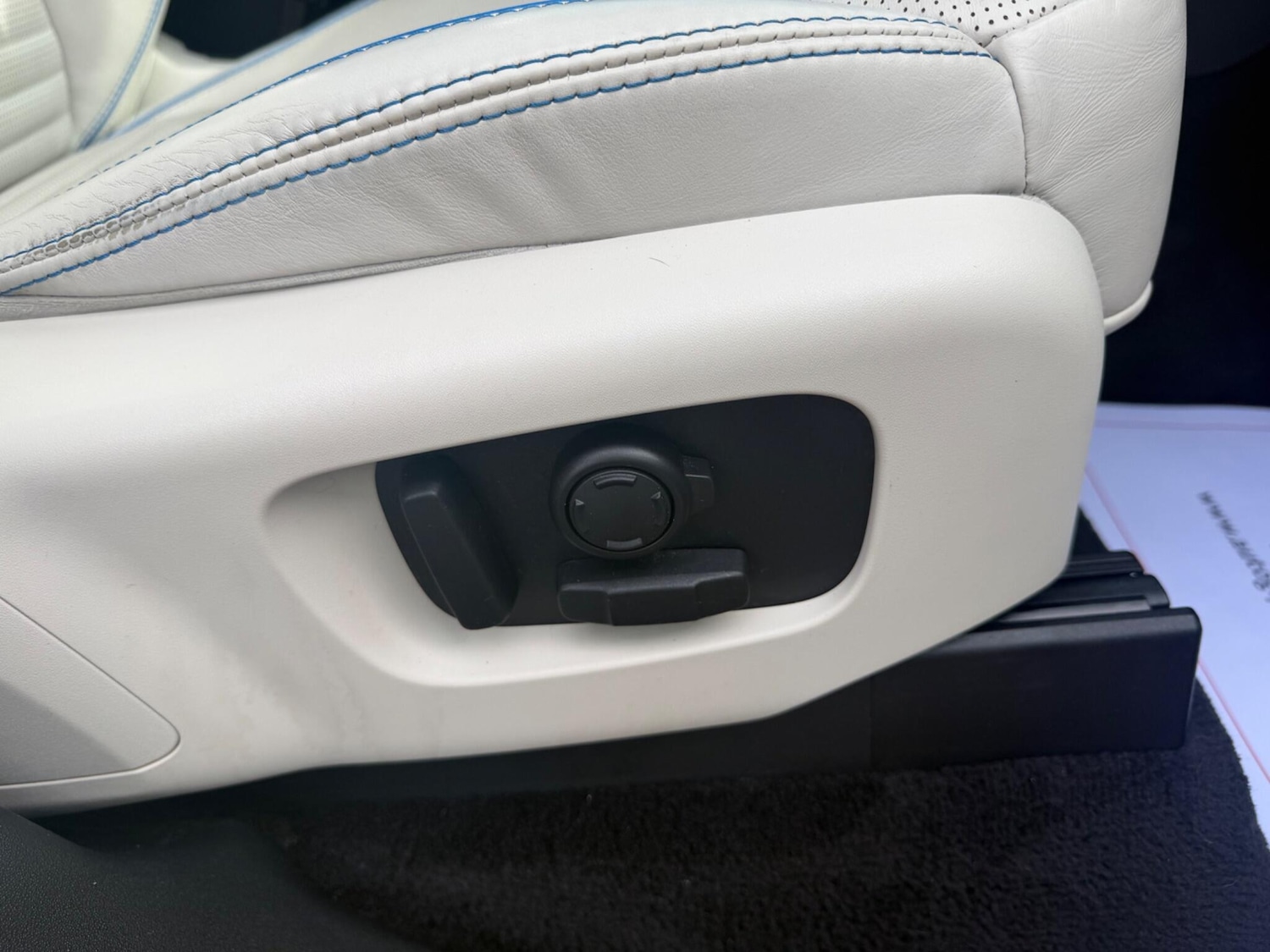 Used Land Rover Discovery 2019 for sale - 78203771: Photo 34