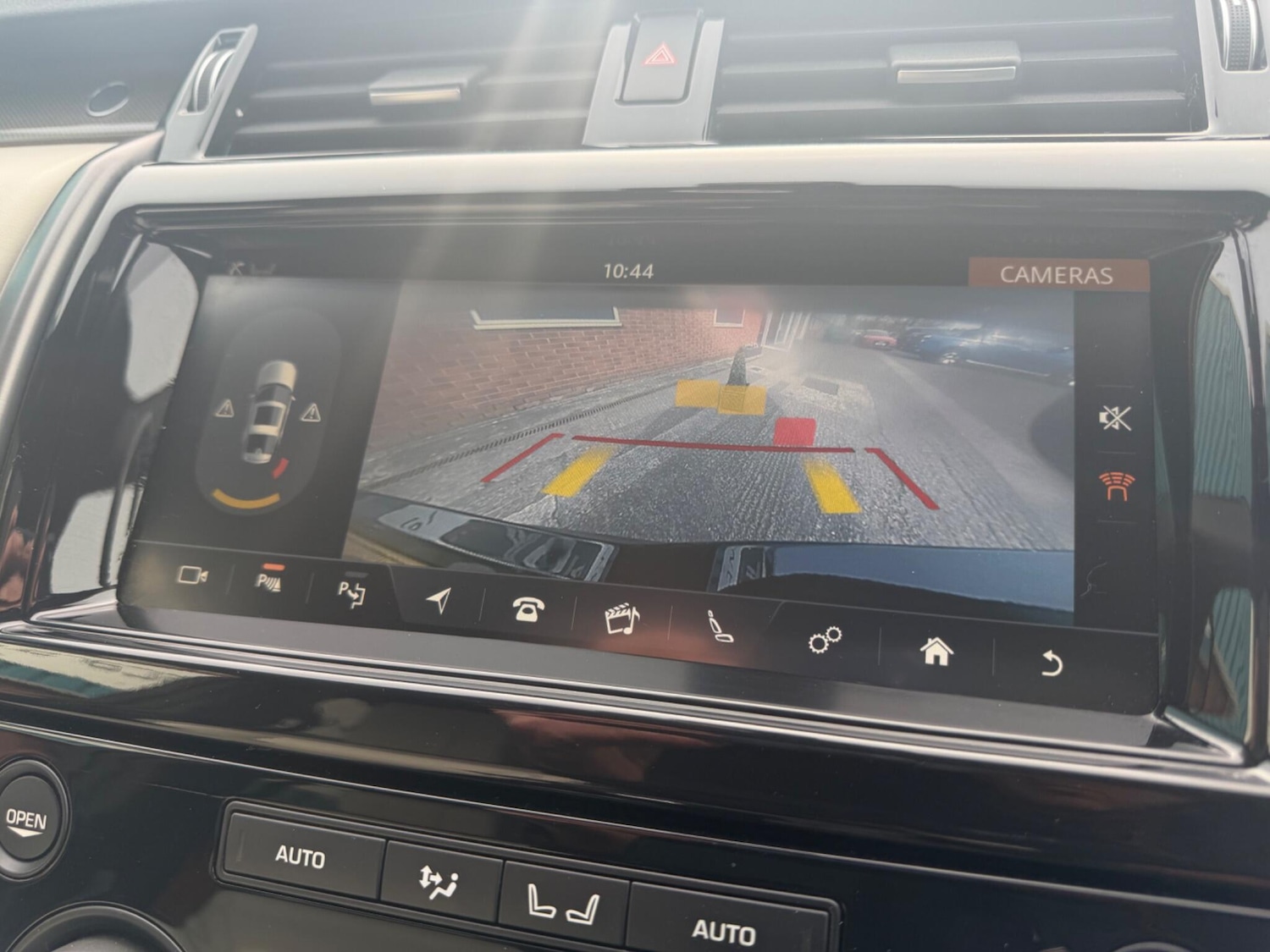 Used Land Rover Discovery 2019 for sale - 78203771: Photo 6