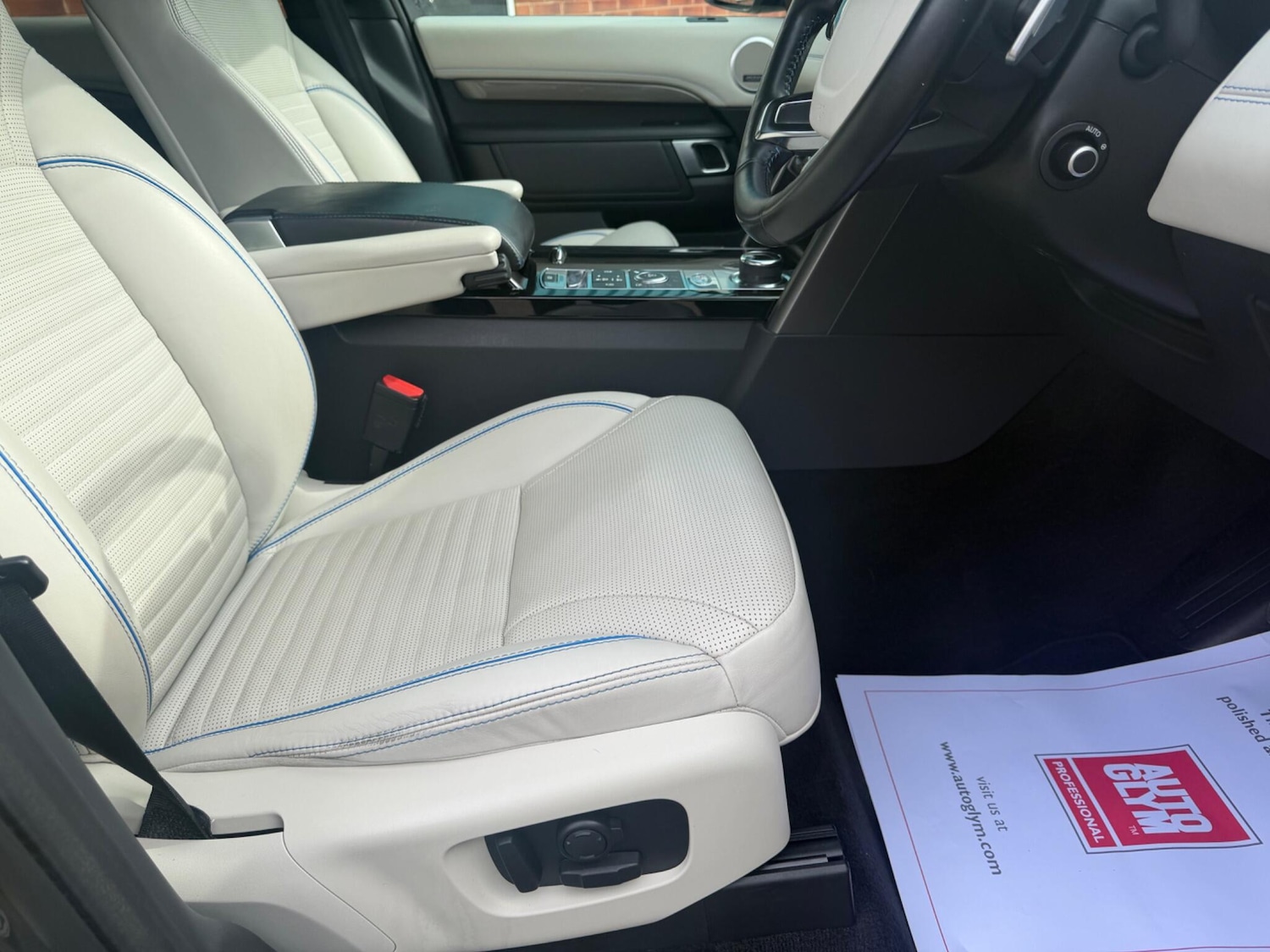 Used Land Rover Discovery 2019 for sale - 78203771: Photo 8