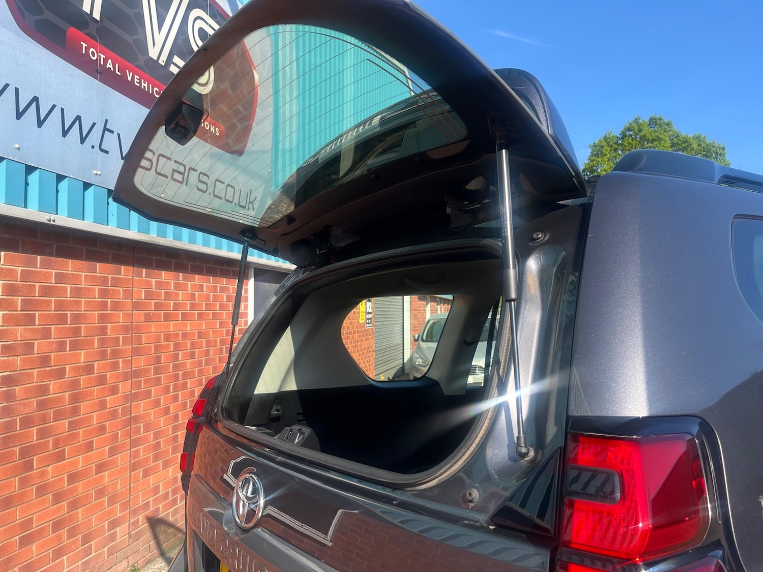 Vehicle 25