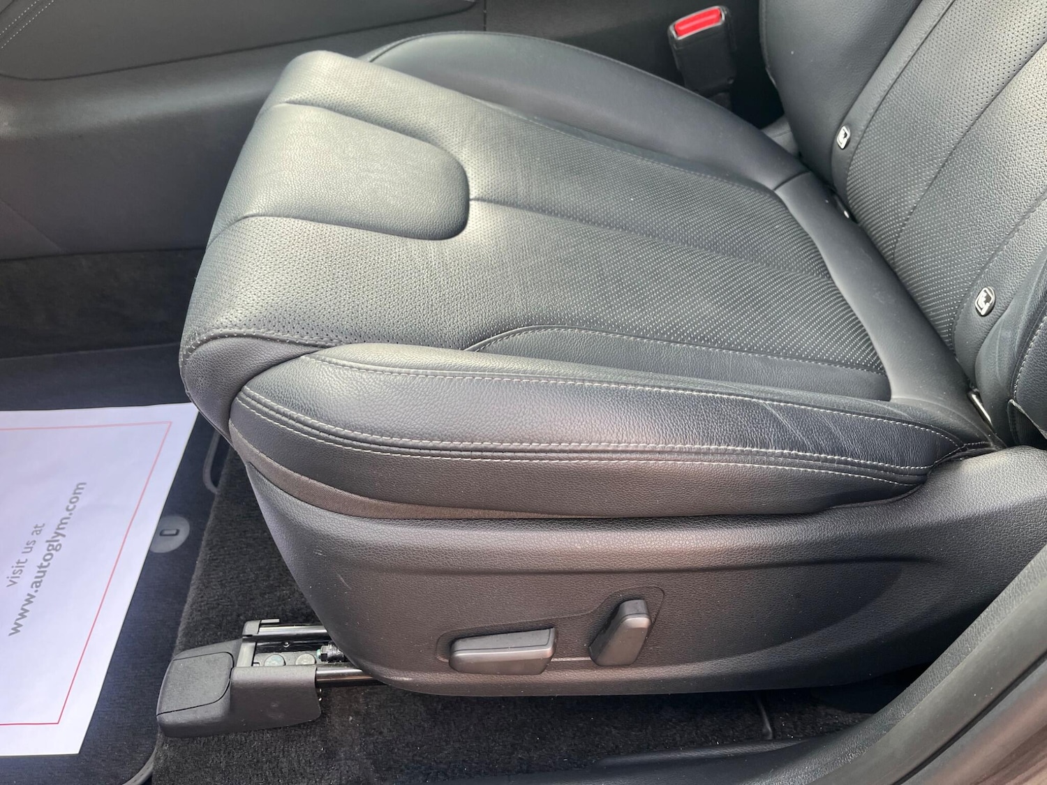 Used Hyundai Santa Fe 2019 for sale - 76996364: Photo 11