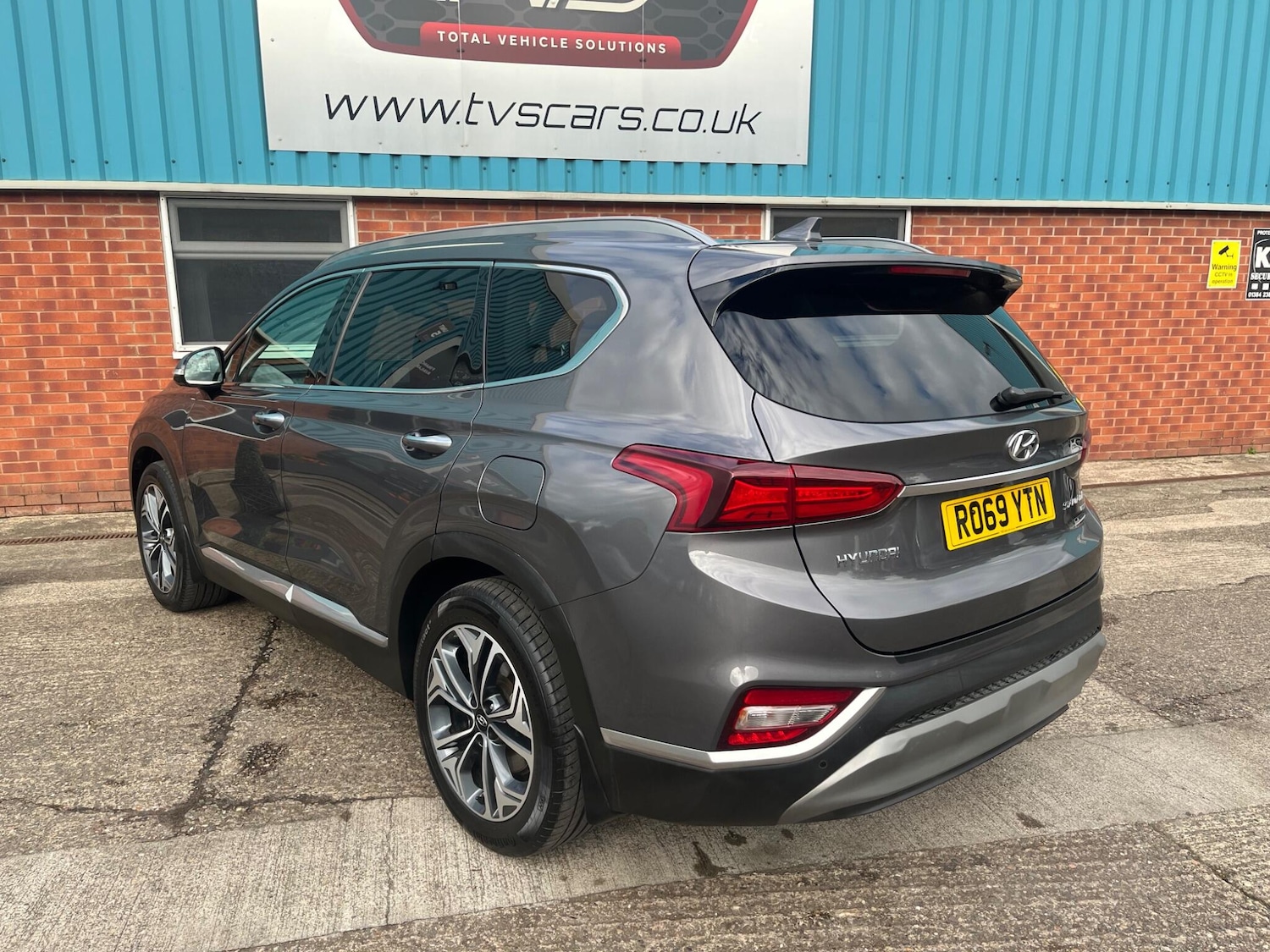 Used Hyundai Santa Fe 2019 for sale - 76996364: Photo 16