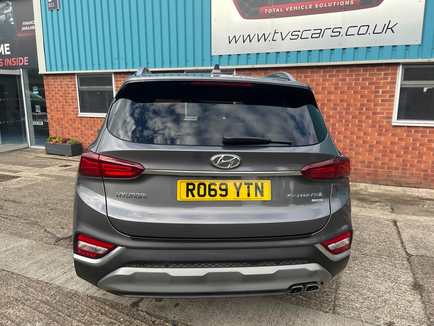 Used Hyundai Santa Fe 2019 for sale - 76996364: Photo 17