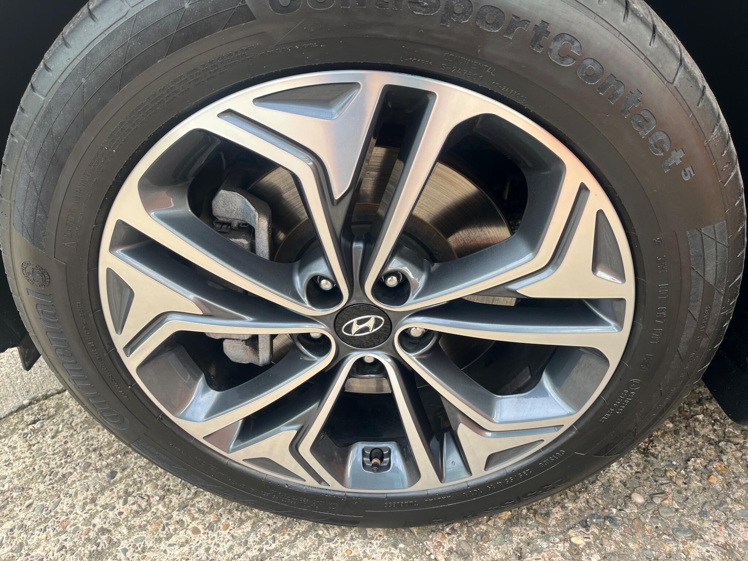 Used Hyundai Santa Fe 2019 for sale - 76996364: Photo 36