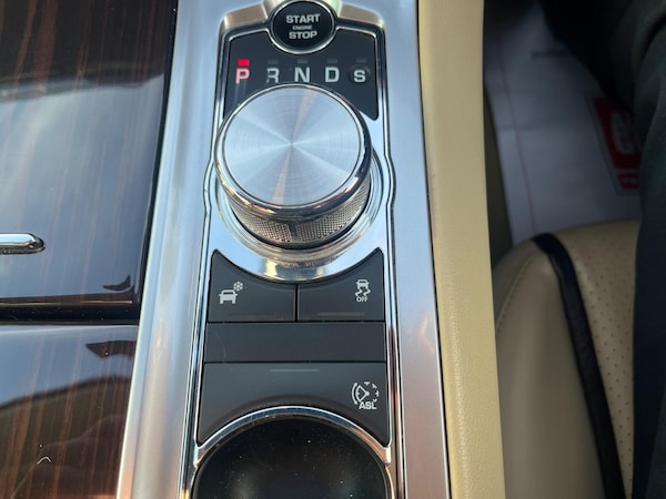 Used Jaguar XF 2015 for sale - 76238681: Photo 27