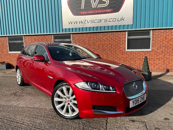 Used Jaguar XF 2015 for sale - 76238681: Photo 2