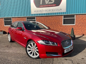 Used Jaguar XF 2015 for sale - 76238681: Photo 2