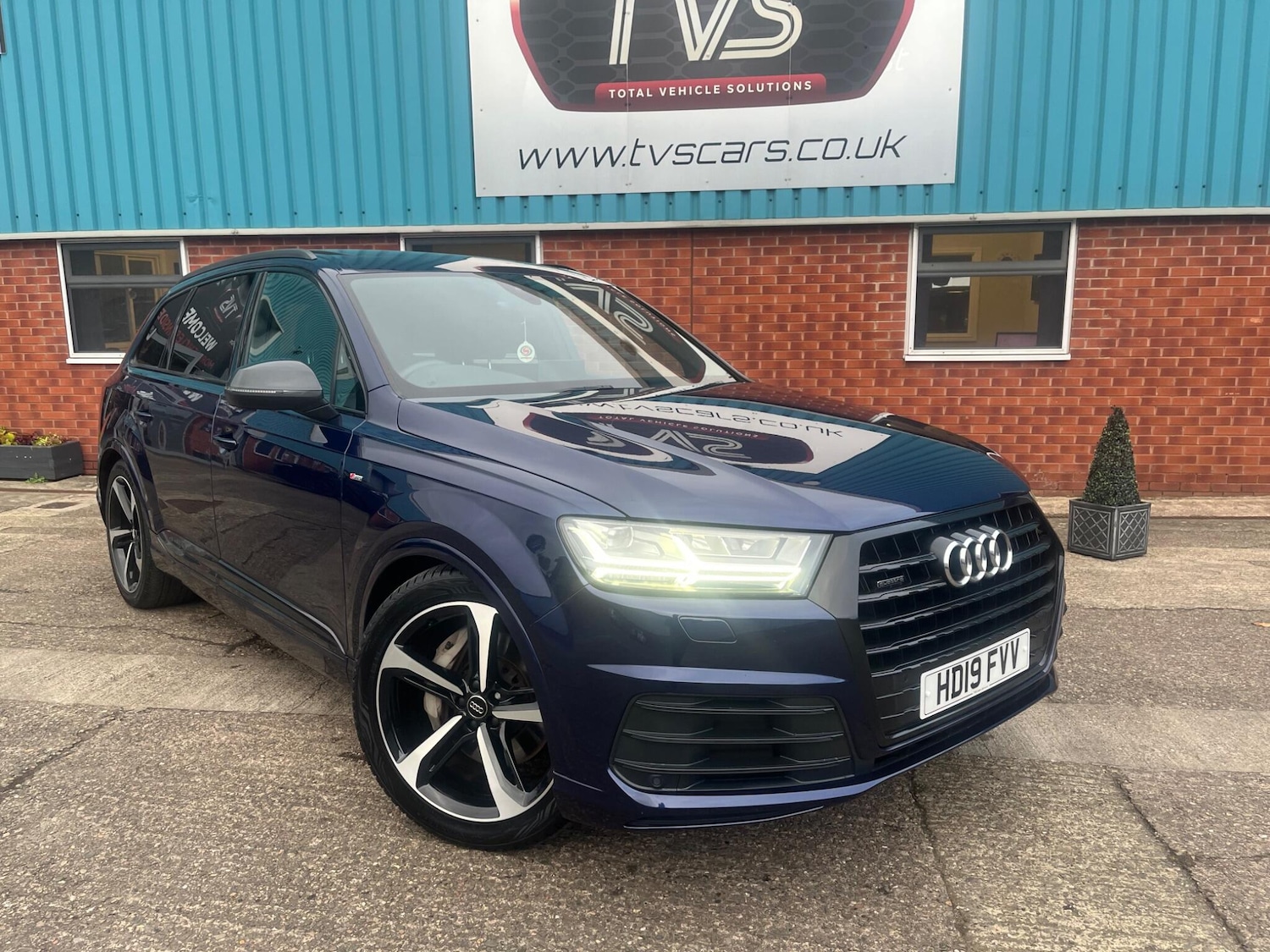 Used Audi Q7 2019 for sale - 76511925: Photo 2