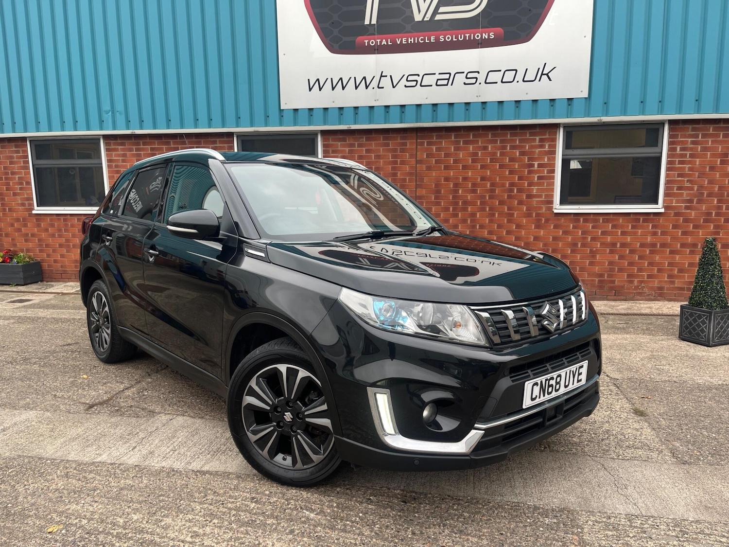 Used Suzuki Vitara 2018 for sale - 76997277: Photo 2