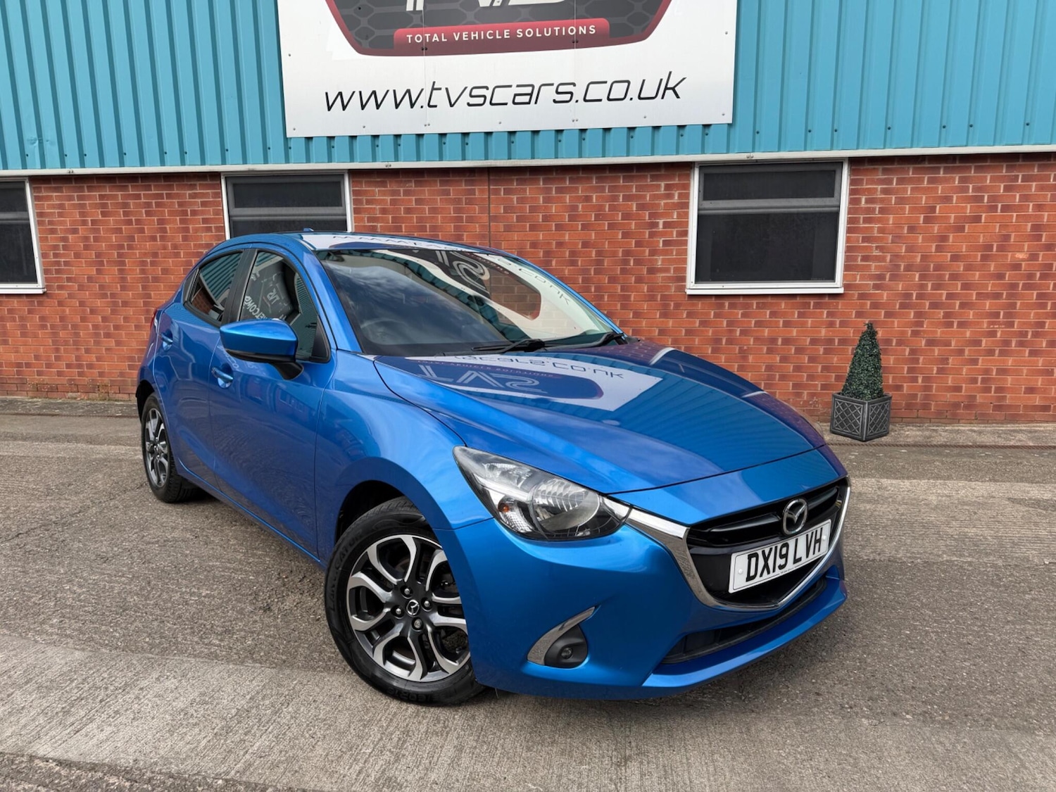 Used Mazda Mazda2 for sale - 78127480: Photo 2