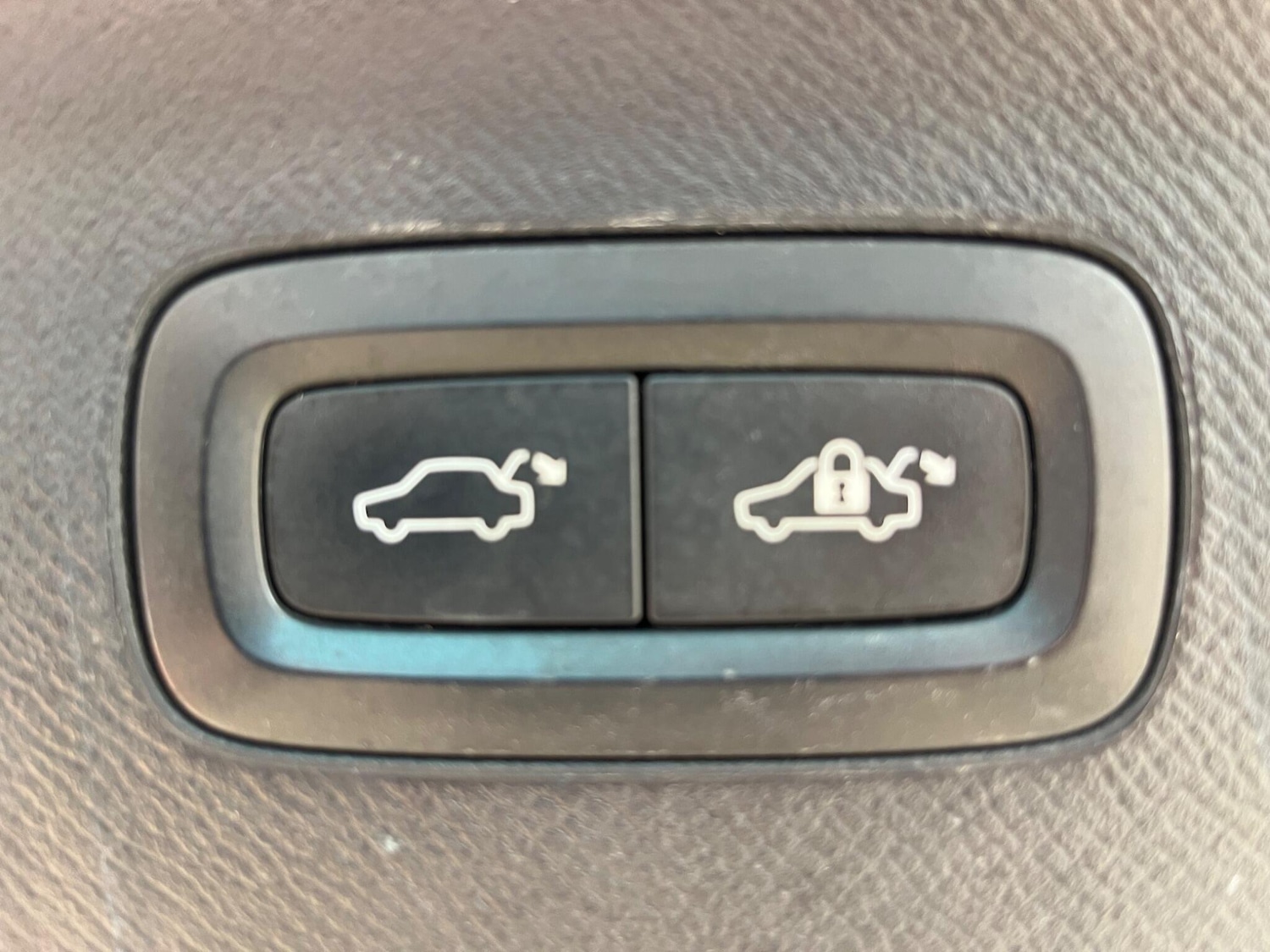 Used Volvo XC90 2016 for sale - 76989099: Photo 31