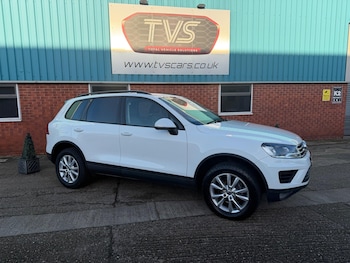Used Volkswagen Touareg 2015 for sale - 77015783: Photo