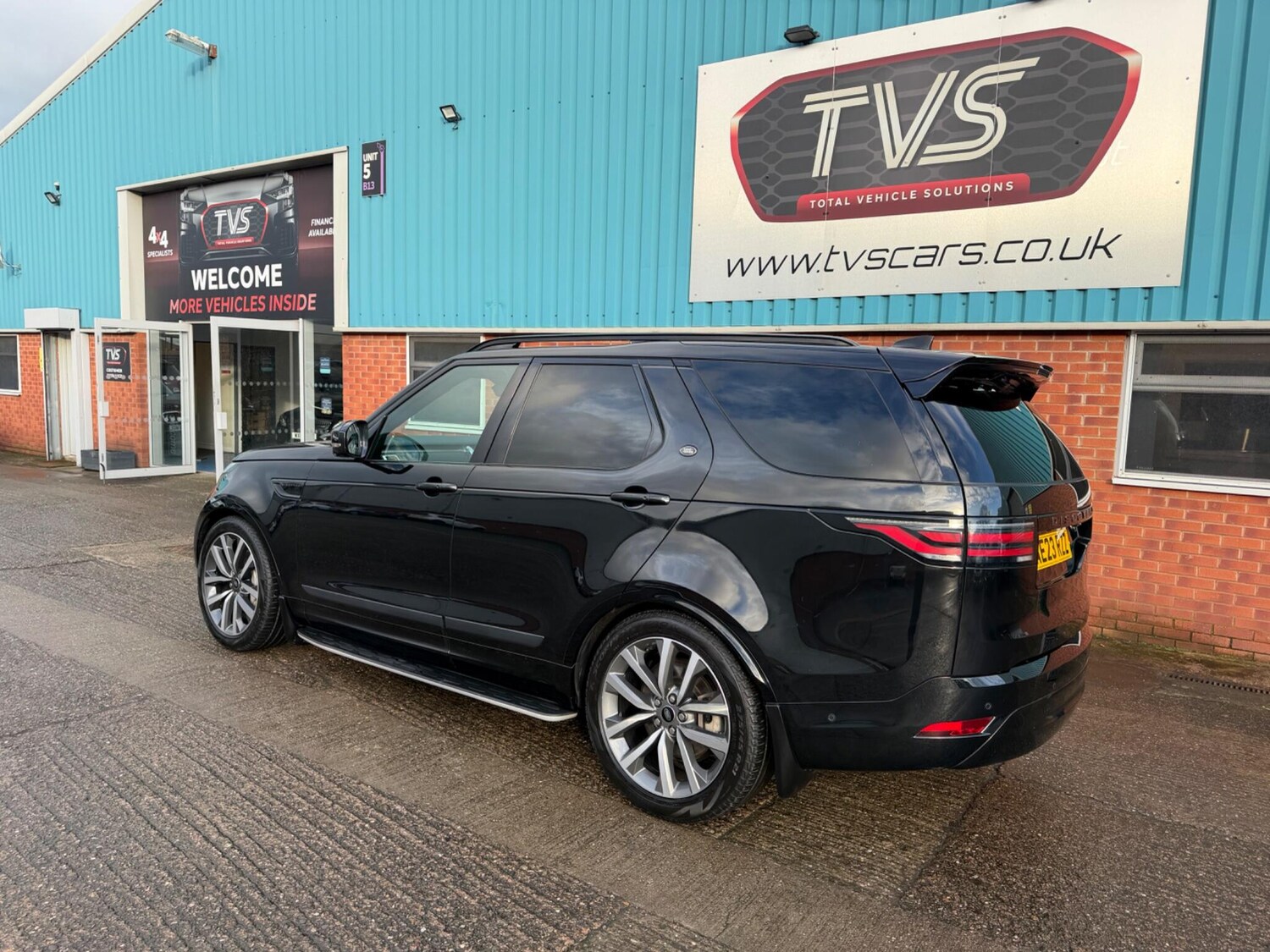 Used Land Rover Discovery 2023 for sale - 77253840: Photo 16