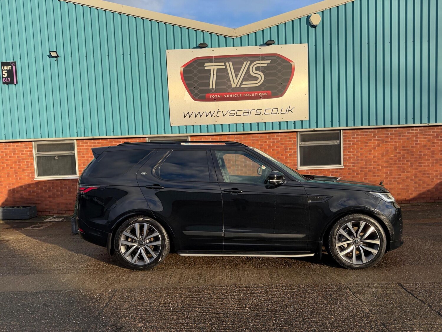 Used Land Rover Discovery 2023 for sale - 77253840: Photo 21