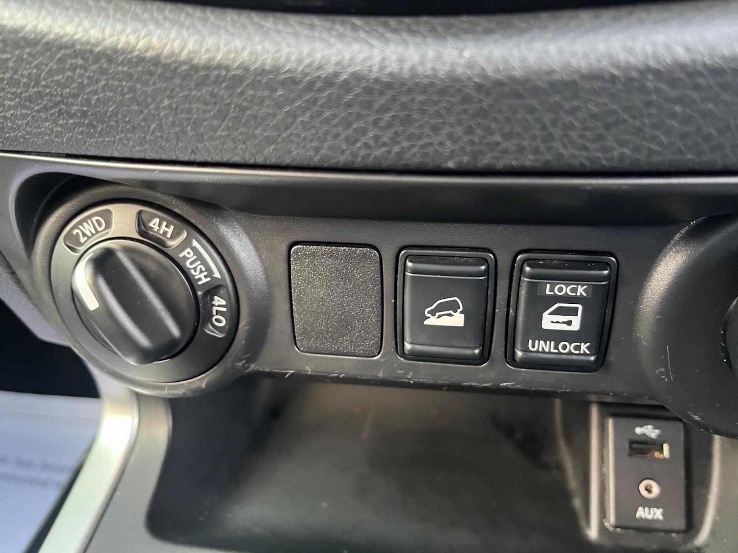 Used Nissan Navara 2019 for sale - 76659356: Photo 23