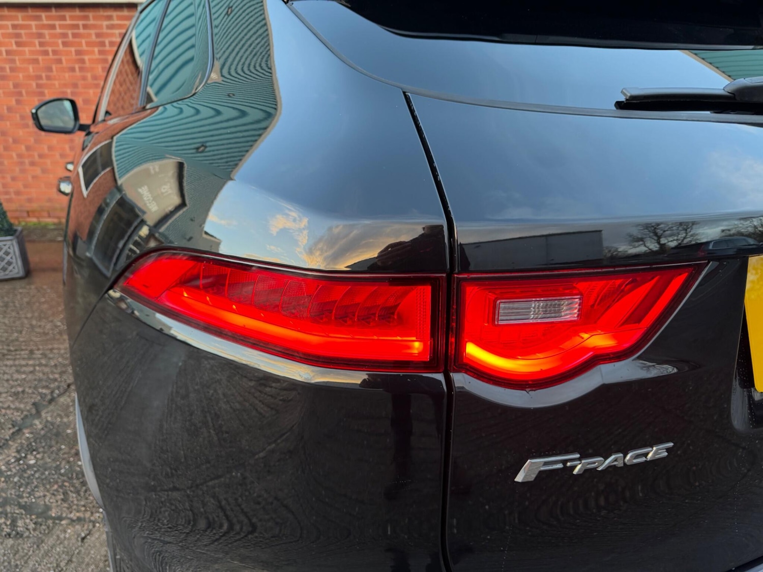 Used Jaguar F-Pace 2017 for sale - 77524094: Photo 16