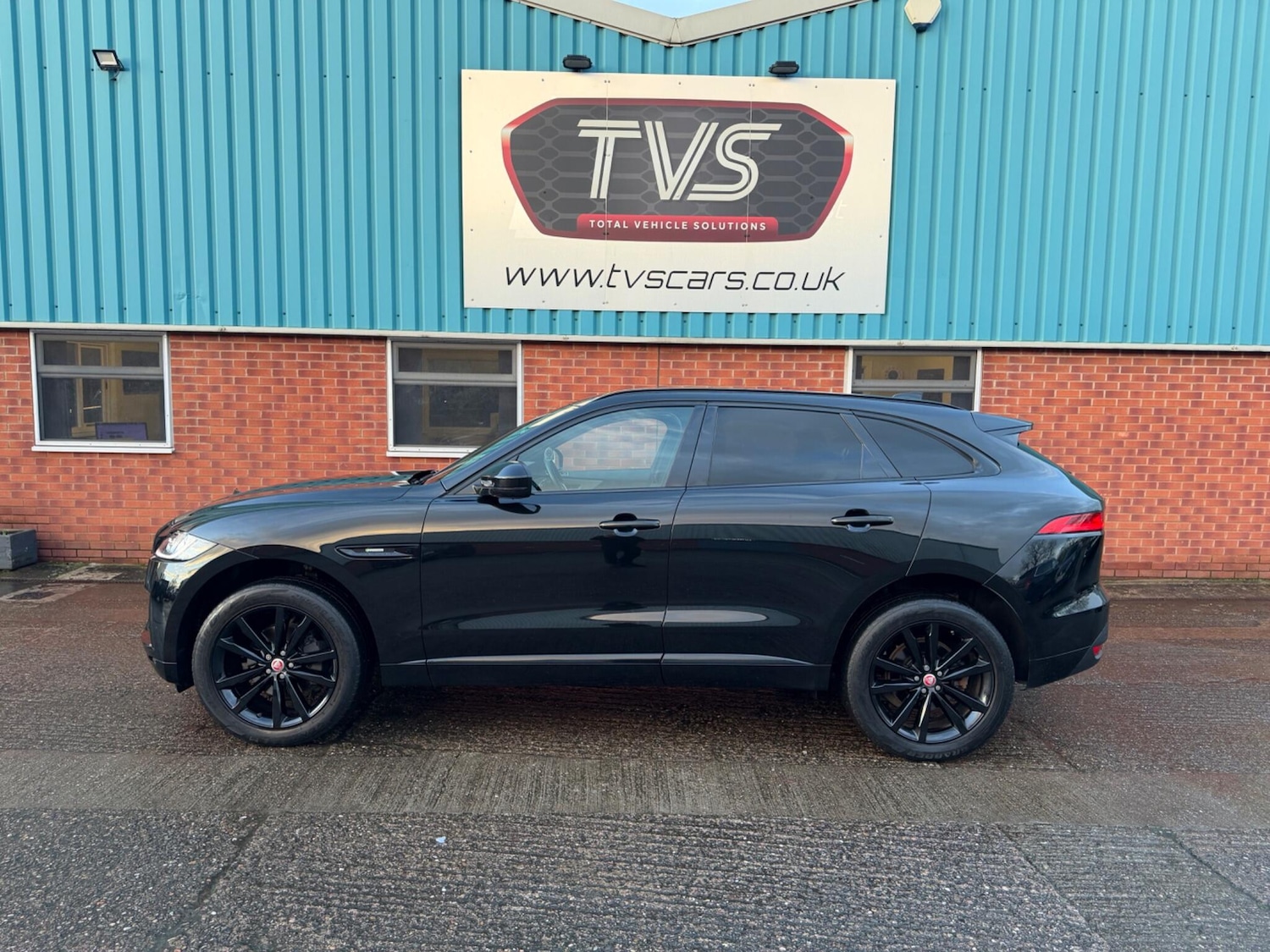 Used Jaguar F-Pace 2017 for sale - 77524094: Photo 19