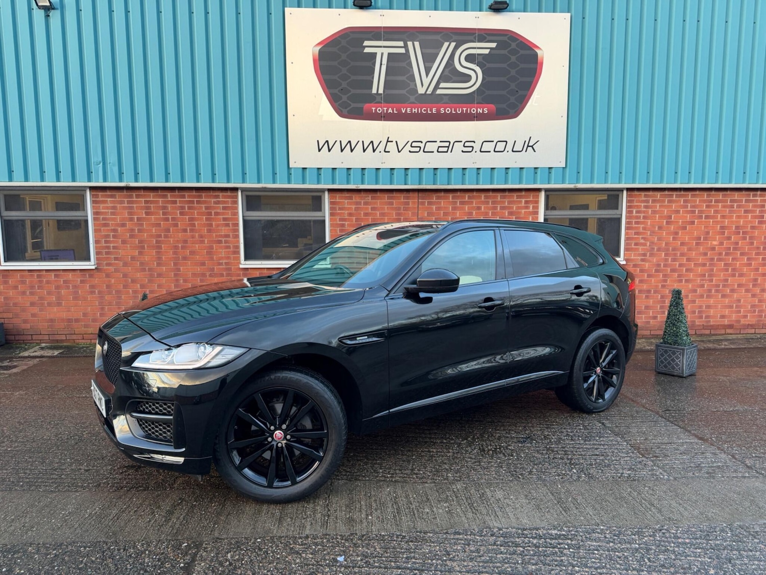 Used Jaguar F-Pace 2017 for sale - 77524094: Photo 22