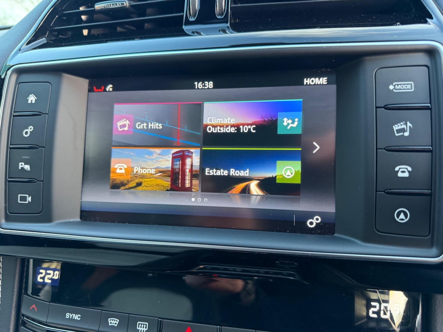 Used Jaguar F-Pace 2017 for sale - 77524094: Photo 27