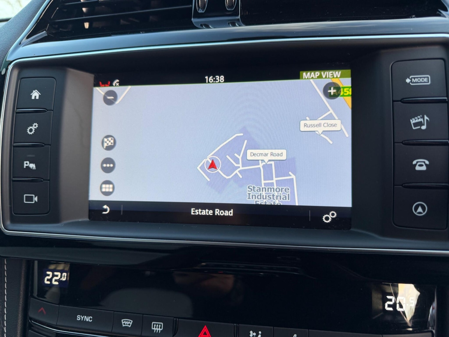 Used Jaguar F-Pace 2017 for sale - 77524094: Photo 6