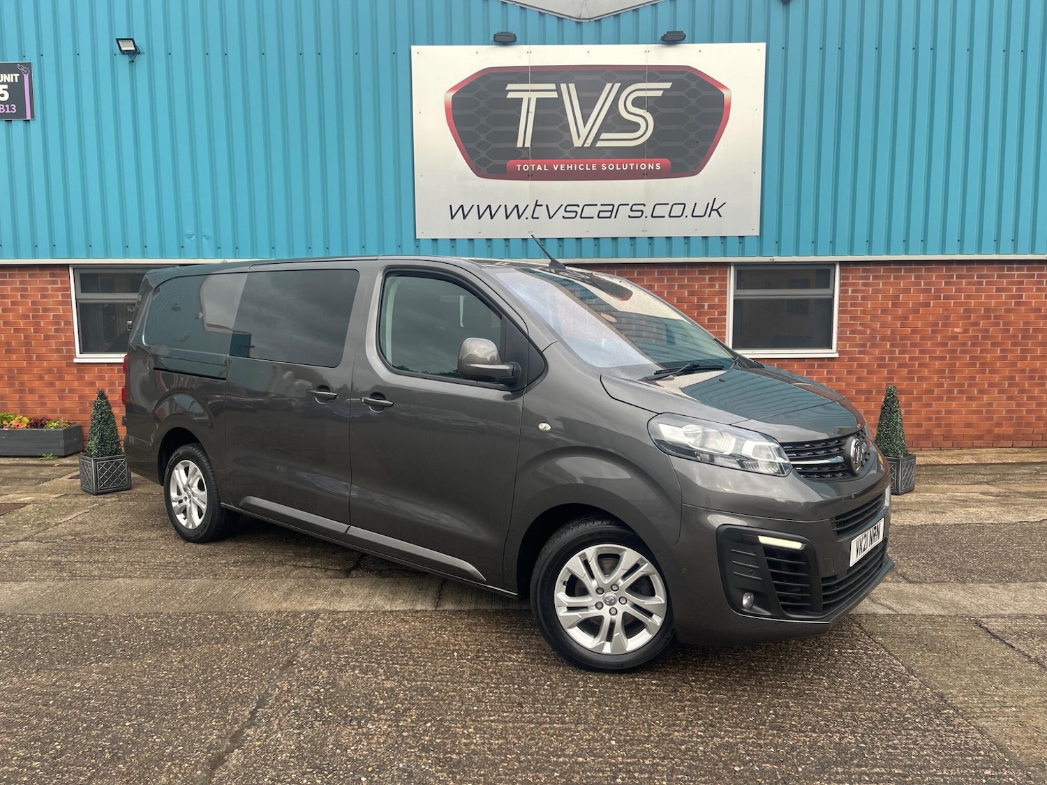 Used Vauxhall Vivaro 2021 for sale - 76431890: Photo 1