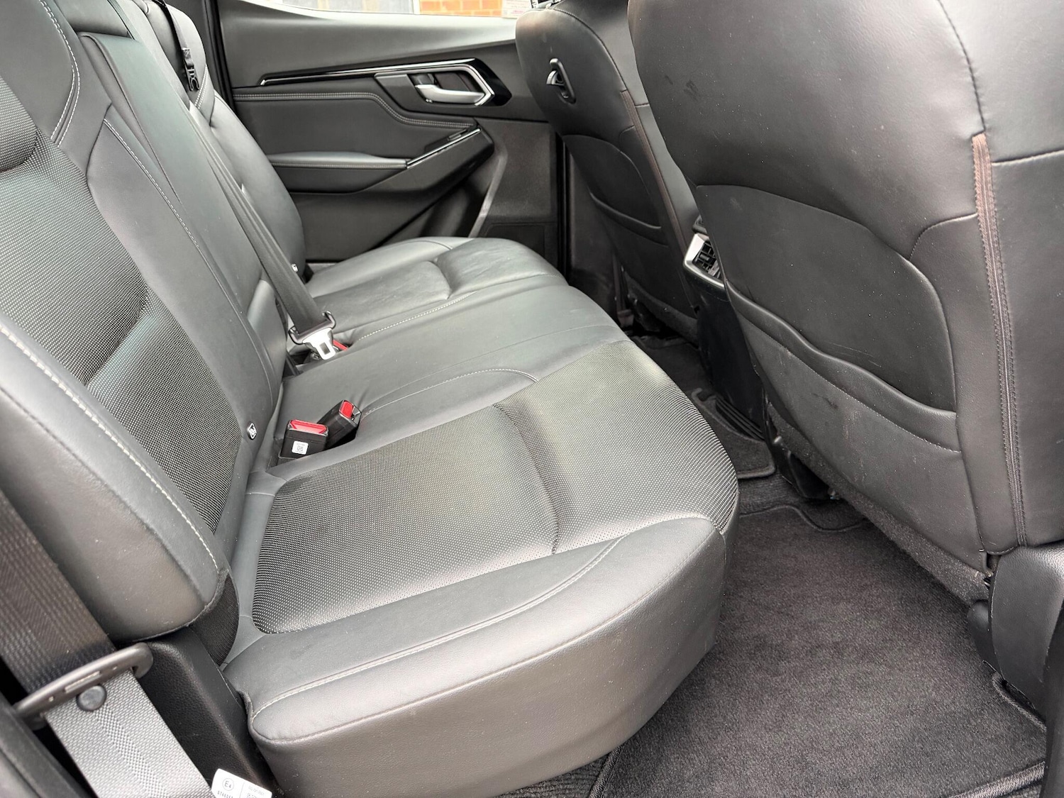 Used Isuzu D-Max 2021 for sale - 77040811: Photo 10