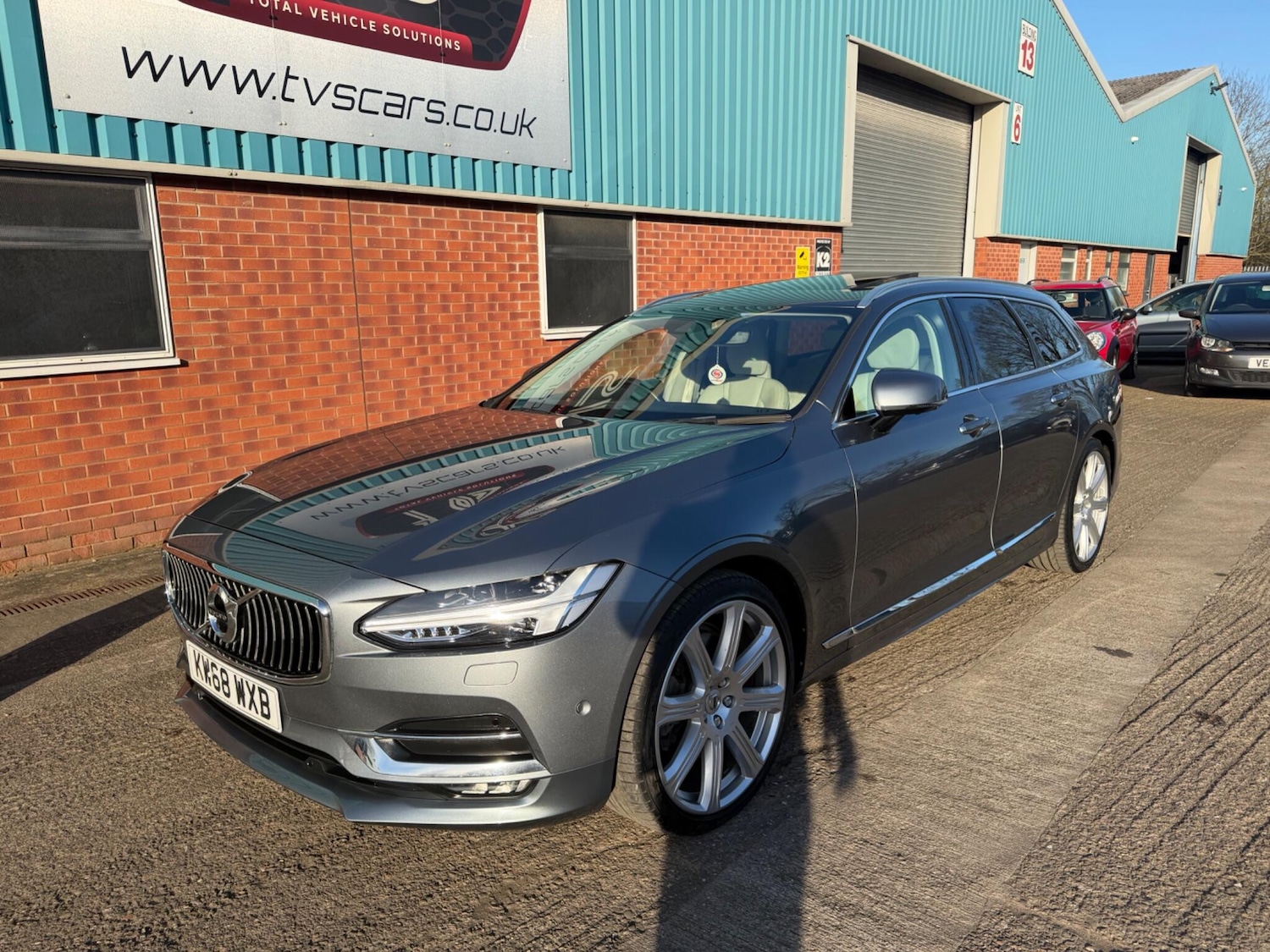 Used Volvo V90 2018 for sale - 77940267: Photo 18
