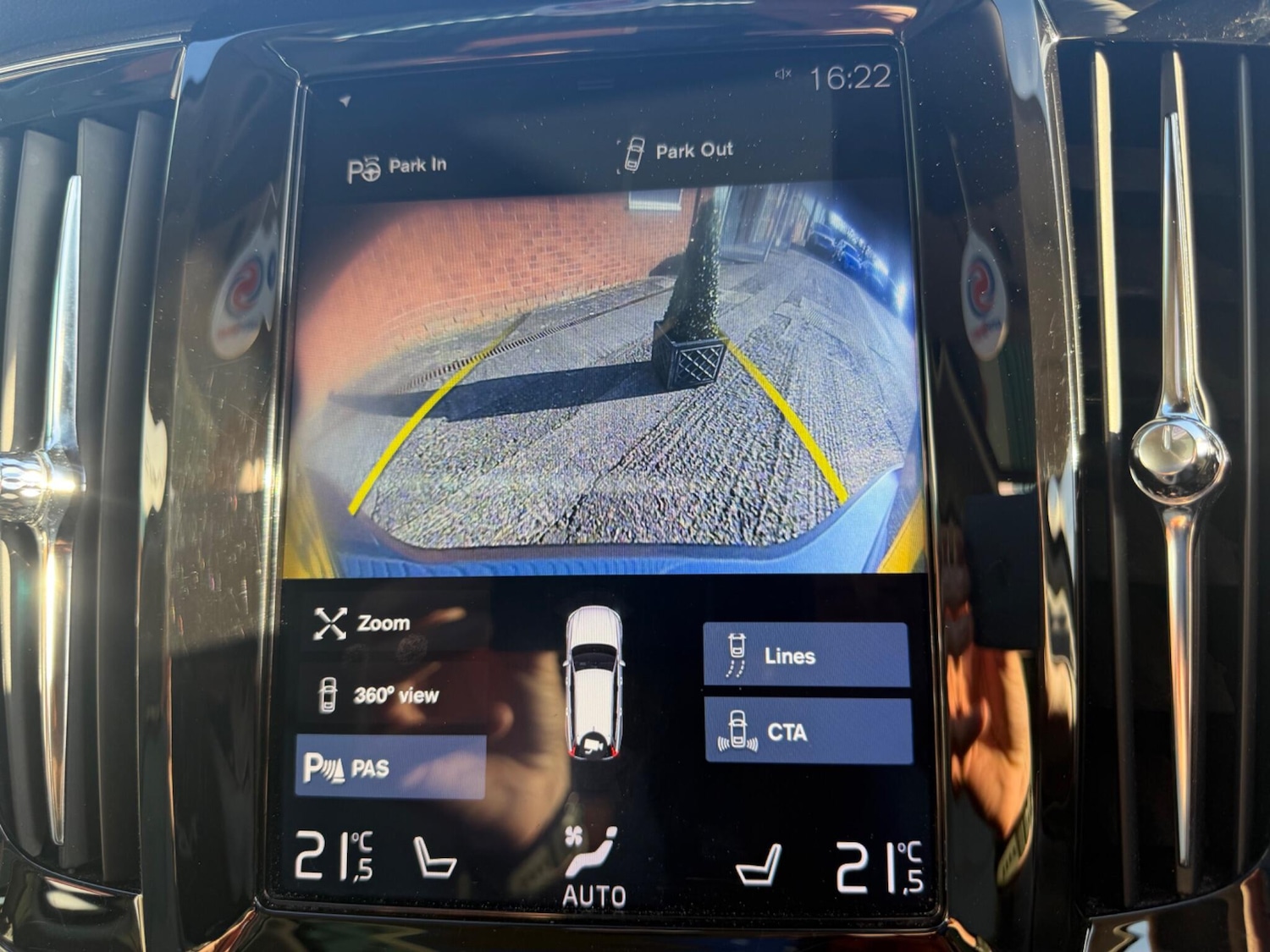 Used Volvo V90 2018 for sale - 77940267: Photo 8