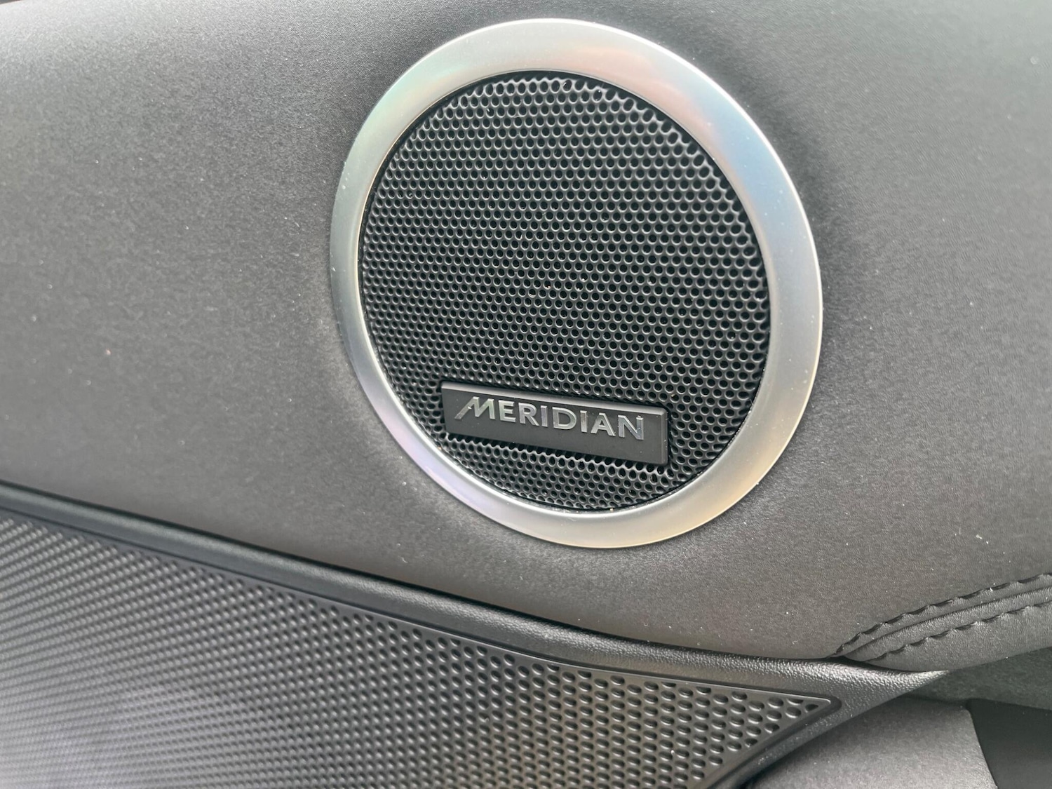 Used Land Rover Discovery 2020 for sale - 76337868: Photo 32