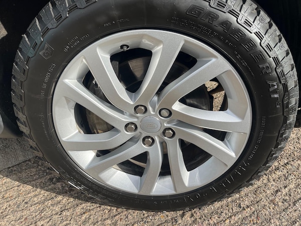 Used Land Rover Discovery 2020 for sale - 76337868: Photo 37
