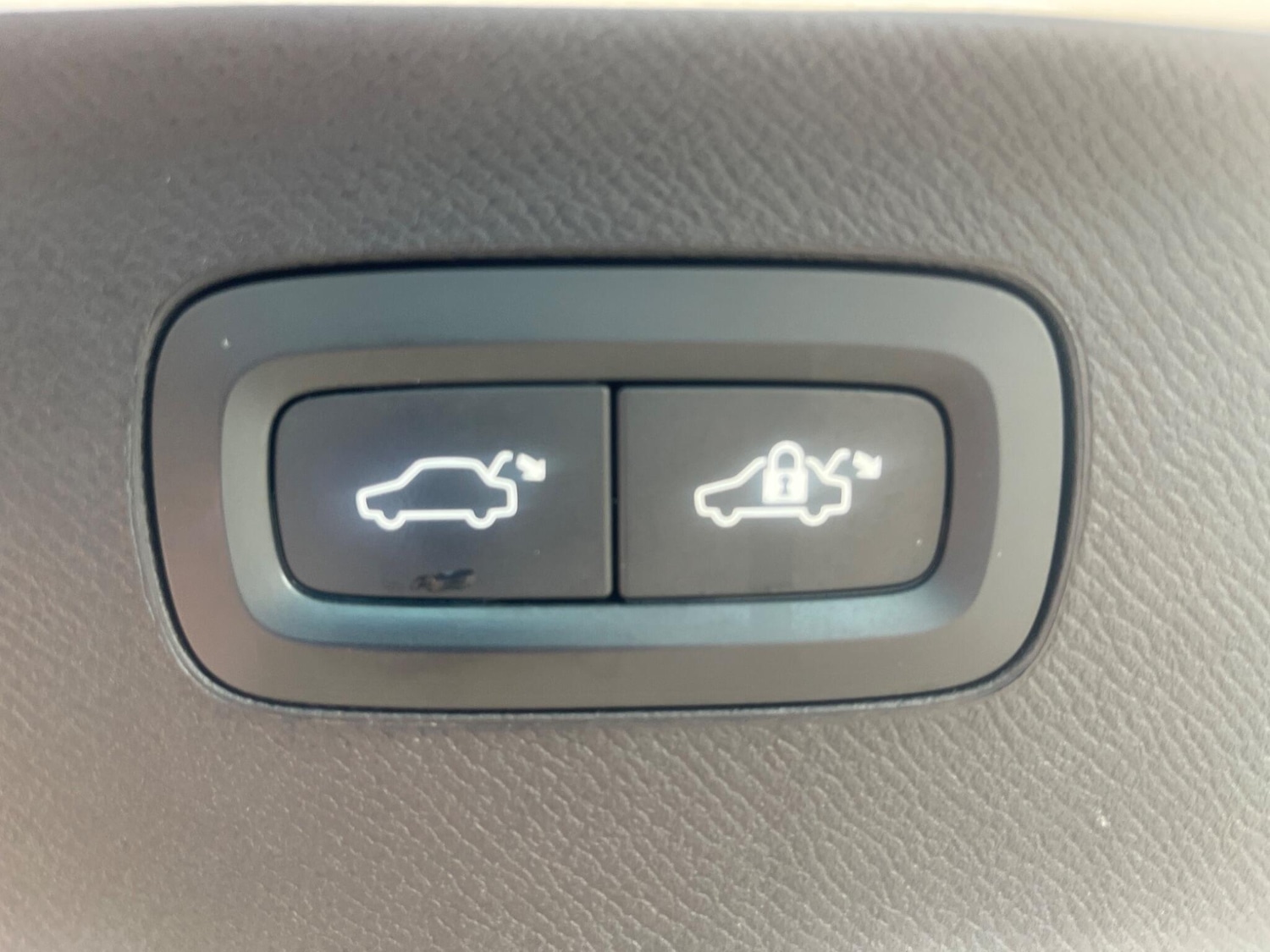 Used Volvo XC90 2017 for sale - 76990459: Photo 34