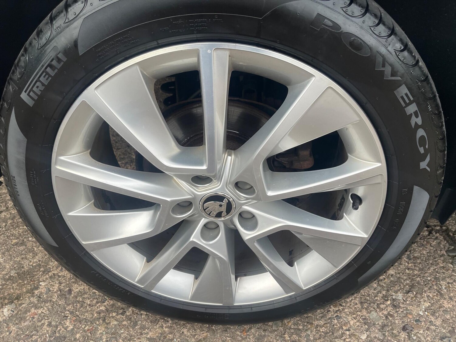 Used Skoda Karoq 2018 for sale - 76349536: Photo 33