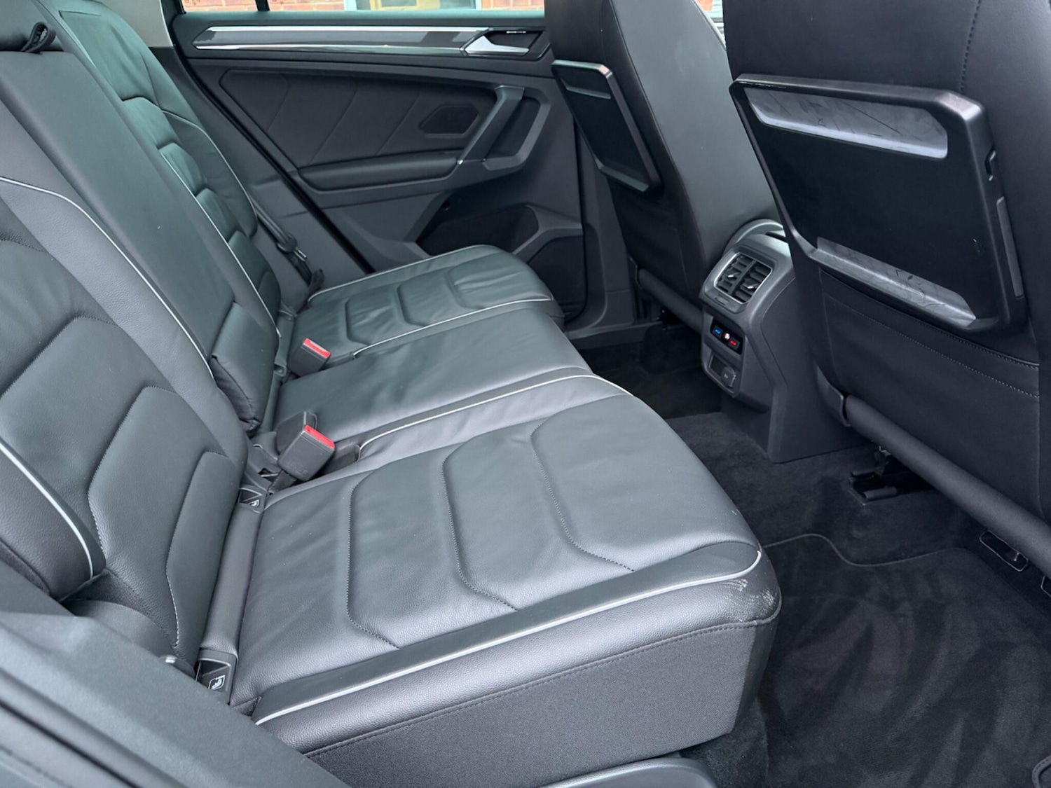 Used Volkswagen Tiguan for sale - 77305350: Photo 11