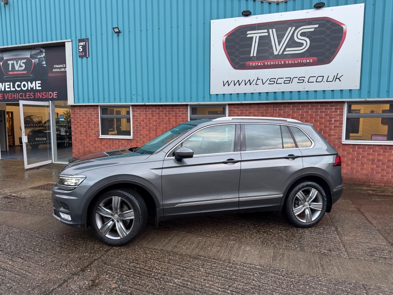 Used Volkswagen Tiguan for sale - 77305350: Photo 19