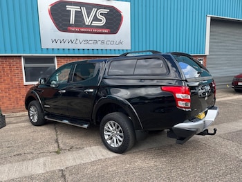Mitsubishi - L200