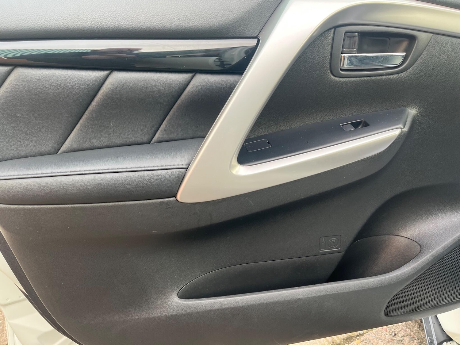 Used Mitsubishi Shogun Sport 2018 for sale - 76484950: Photo 26