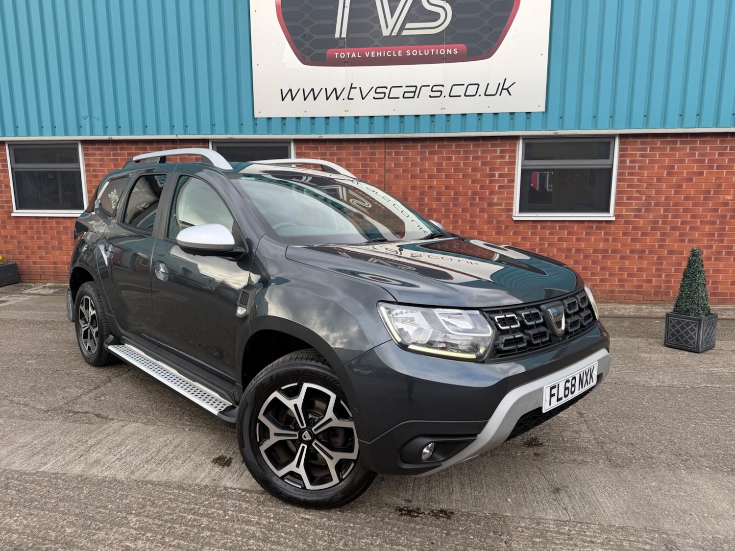 Used Dacia Duster 2018 for sale - 77824438: Photo 2
