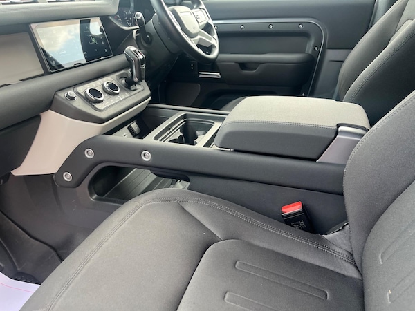 Used Land Rover Defender 90 2021 for sale - 74888879: Photo 11