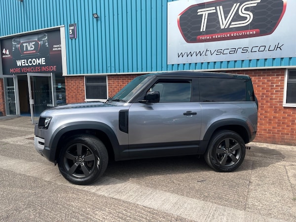 Used Land Rover Defender 90 2021 for sale - 74888879: Photo 18