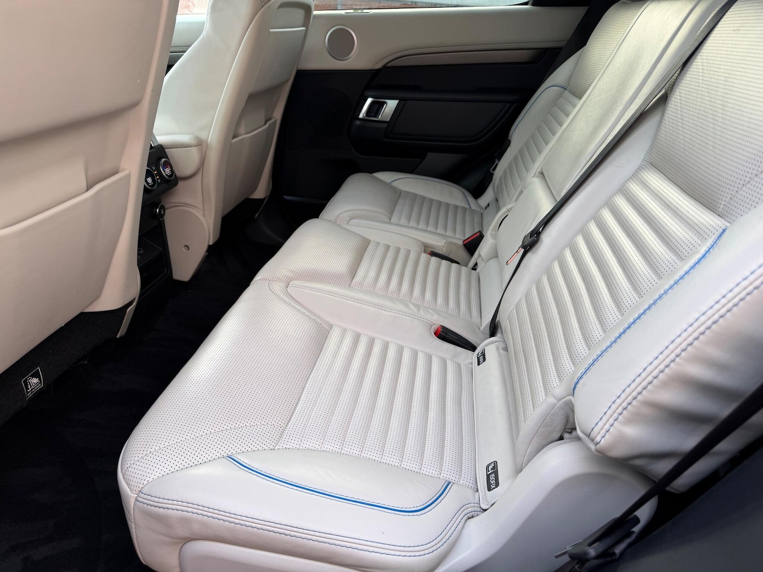 Used Land Rover Discovery 2019 for sale - 76965450: Photo 12