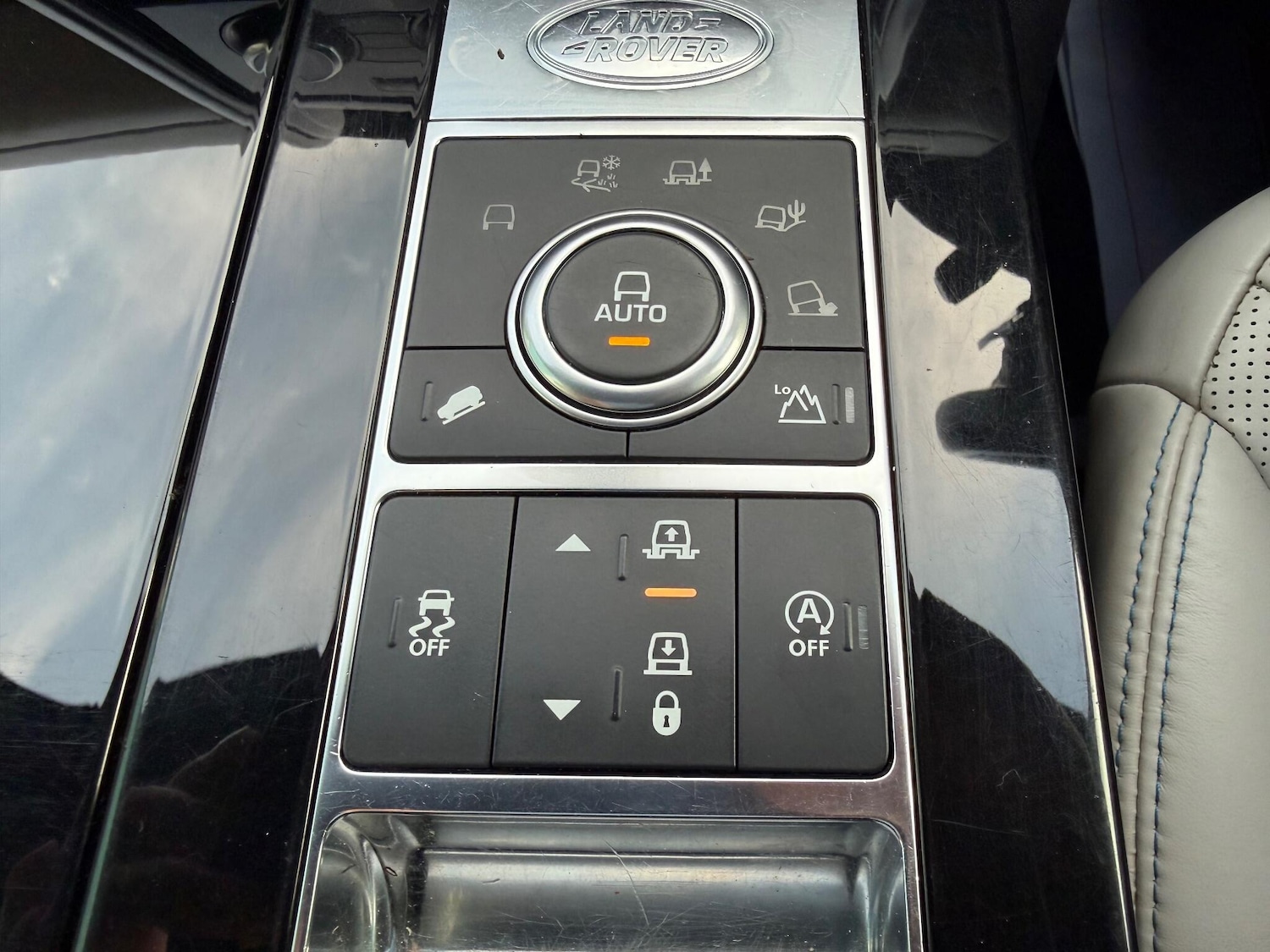 Used Land Rover Discovery 2019 for sale - 76965450: Photo 35