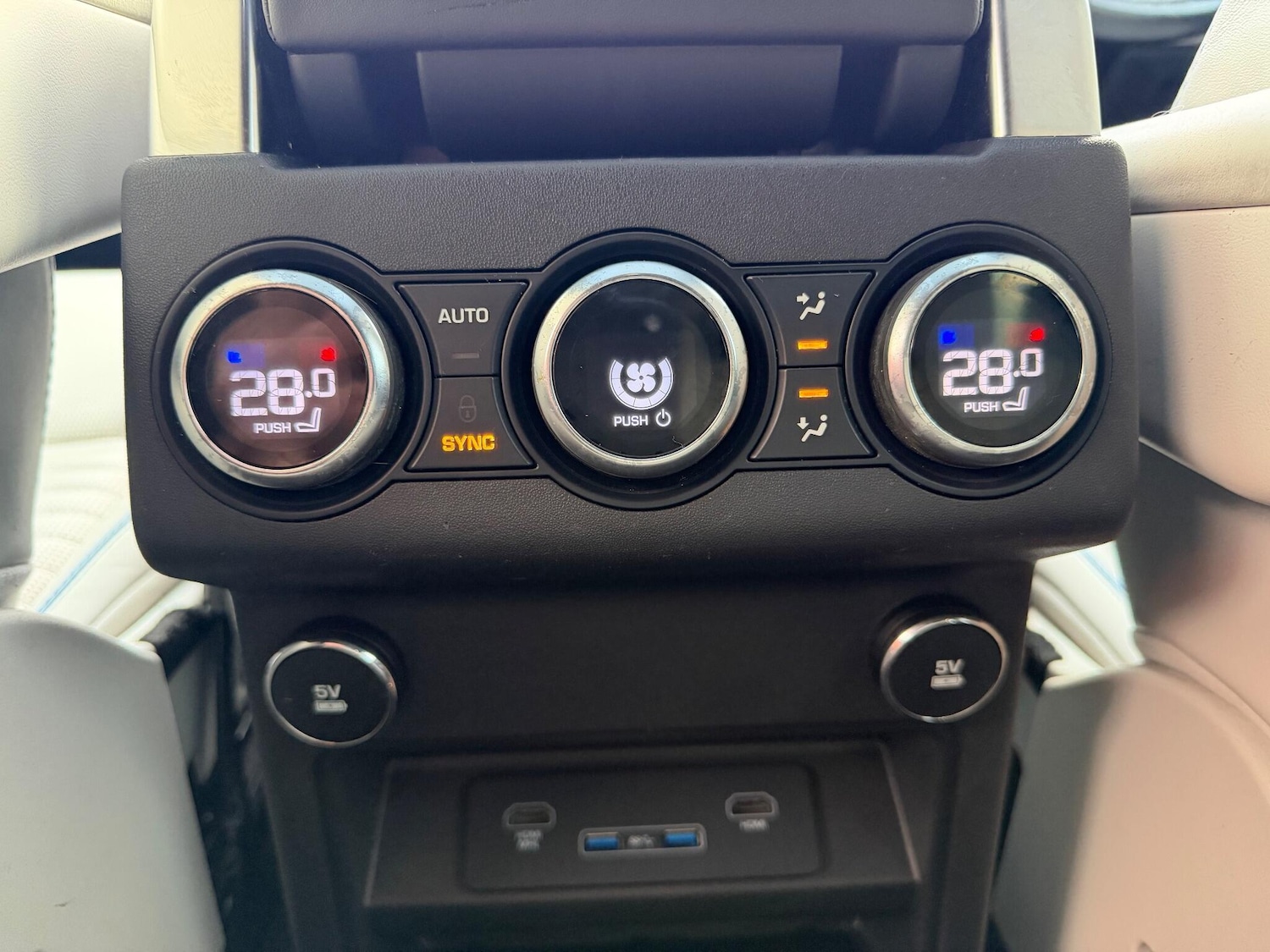 Used Land Rover Discovery 2019 for sale - 76965450: Photo 37