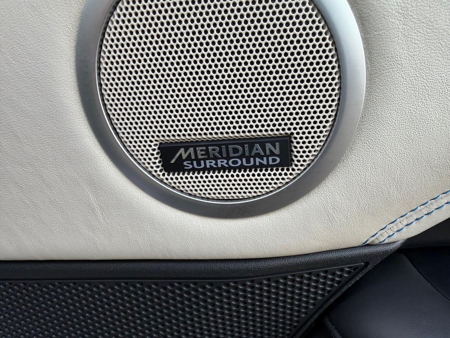 Used Land Rover Discovery 2019 for sale - 76965450: Photo 40