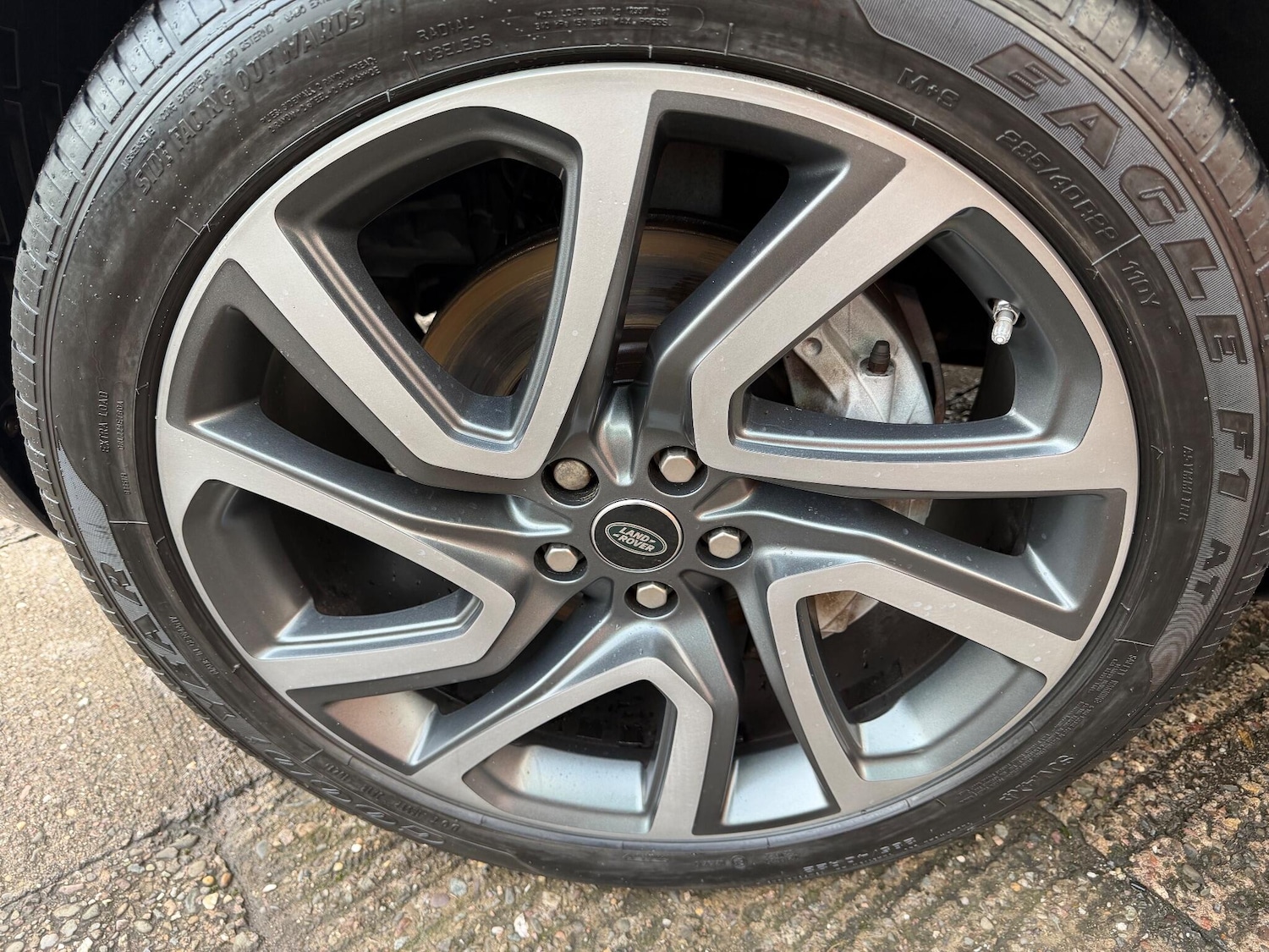 Used Land Rover Discovery 2019 for sale - 76965450: Photo 41