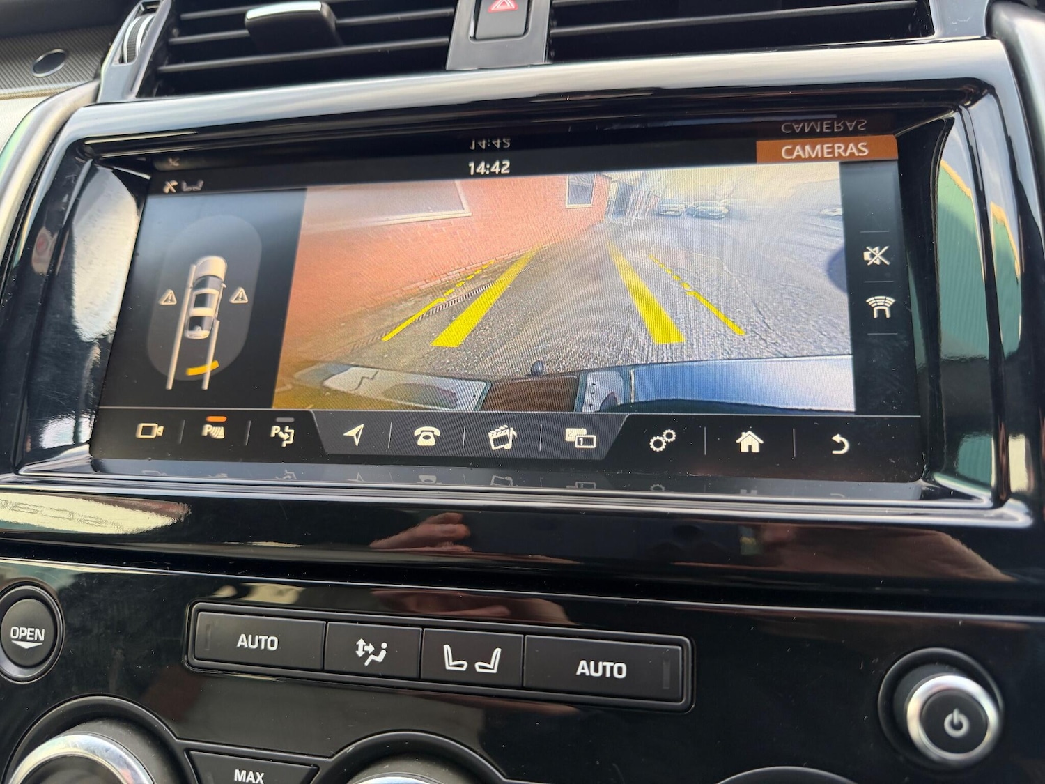 Used Land Rover Discovery 2019 for sale - 76965450: Photo 5